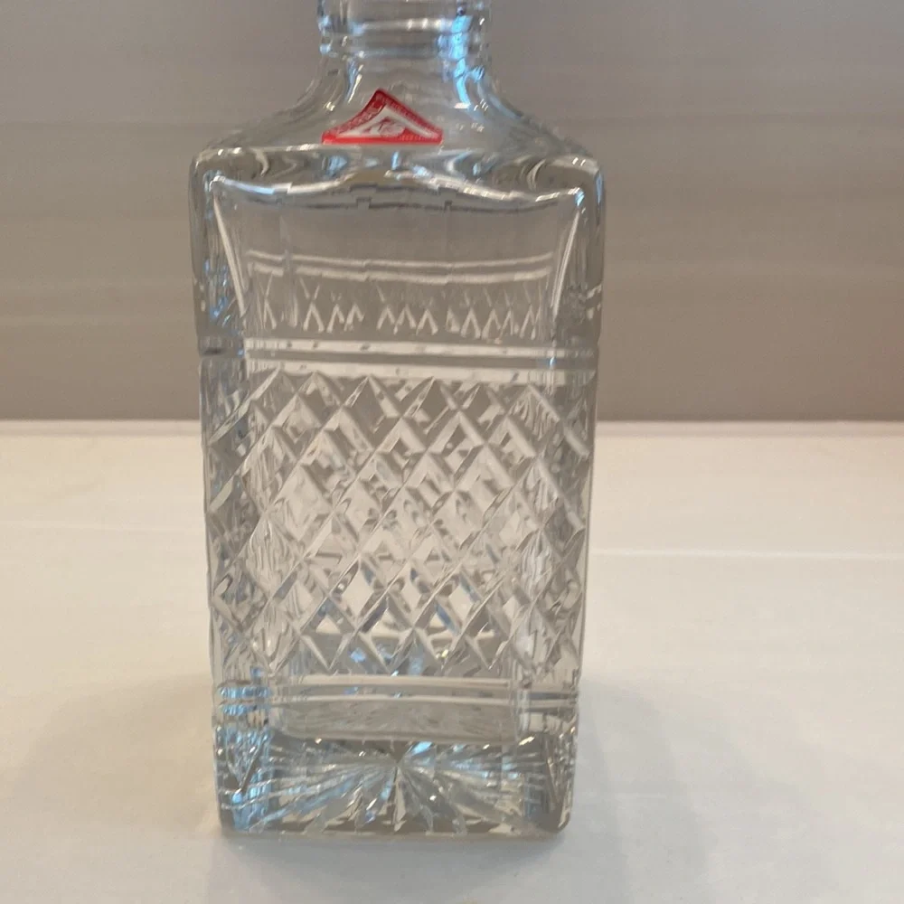 Astral Crystal vintage wine decanter 9in tall‎ square